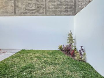 RESIDENCIA EN ZONA NORTE DE VILLA DE ÁLVAREZ, 3 RECÁMARAS, 3 BAÑOS.