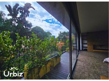 Vendo Casa de 387m + Jardin + Terraza en Santa Barbara Alta