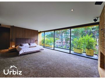Vendo Casa de 387m + Jardin + Terraza en Santa Barbara Alta