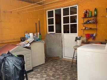 CASA EN VENTA  EN LOS PIRULES,TLALNEPANTLA
