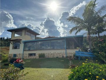 CASA CAMPESTRE DE UN NIVEL GUARNE