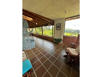 CASA CAMPESTRE DE UN NIVEL GUARNE