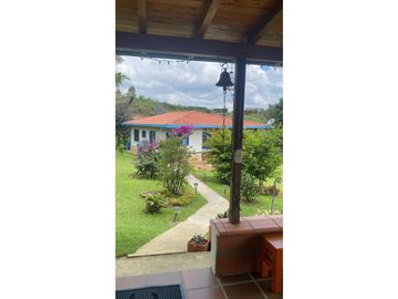 CASA CAMPESTRE DE UN NIVEL GUARNE