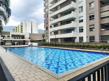 SE VENDE Apartamento Esquinero Piso 9 en La Flora / JV