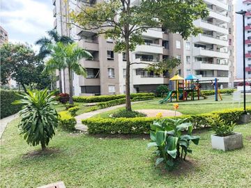 SE VENDE Apartamento Esquinero Piso 9 en La Flora / JV