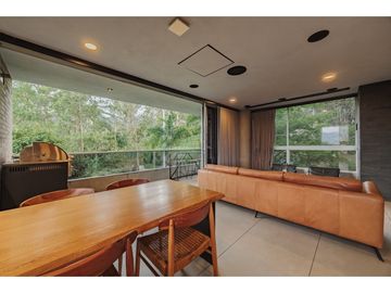 Apartamento de lujo en el poblado
