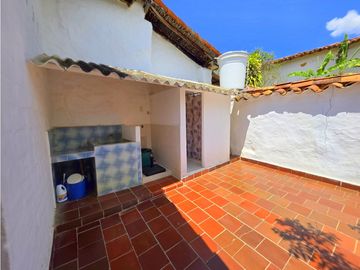 Arriendo Casita Azul Frente al Taller de Oficios Barichara