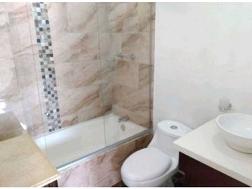 VENTA DE APARTAMENTO DUPLEX EN LA AVENIDA SAN JUAN.