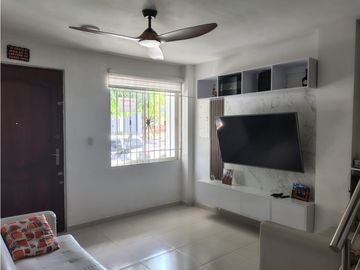 Venta de casa 2 pisos conjunto cerrado en Bonda-Santa Marta