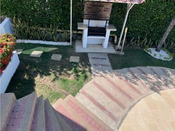 Espectacular casa en condominio campestre en Girardot Cundinamarca.