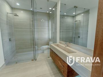 CASA EN VENTA EN BOSQUES DE LOS LAGOS