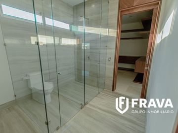 CASA EN VENTA EN BOSQUES DE LOS LAGOS