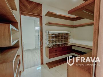 CASA EN VENTA EN BOSQUES DE LOS LAGOS