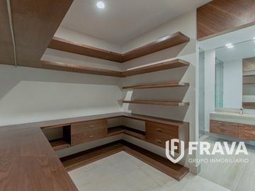 CASA EN VENTA EN BOSQUES DE LOS LAGOS