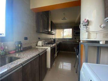 VENDO CHALET AMPLIO MODERNO EN BARRIO PRIVADO PINAR DEL SOL VI MAIPU