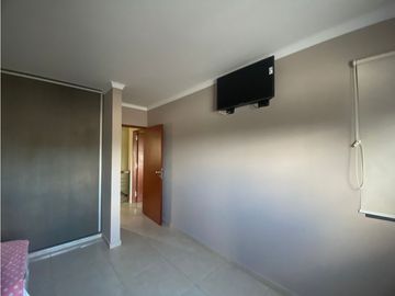VENDO CHALET AMPLIO MODERNO EN BARRIO PRIVADO PINAR DEL SOL VI MAIPU