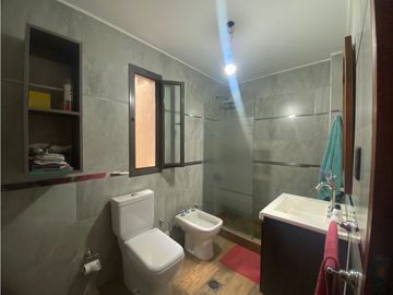 VENDO CHALET AMPLIO MODERNO EN BARRIO PRIVADO PINAR DEL SOL VI MAIPU