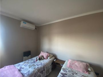 VENDO CHALET AMPLIO MODERNO EN BARRIO PRIVADO PINAR DEL SOL VI MAIPU