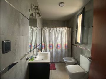 VENDO CHALET AMPLIO MODERNO EN BARRIO PRIVADO PINAR DEL SOL VI MAIPU