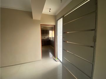 VENDO CHALET AMPLIO MODERNO EN BARRIO PRIVADO PINAR DEL SOL VI MAIPU