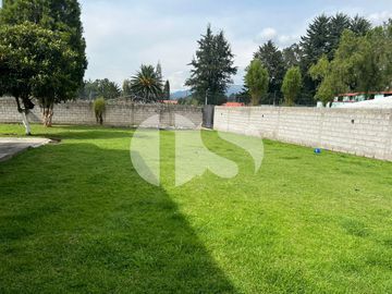 CASA EN VENTA CON AMPLIO TERRENO SECTOR DEAN BAJO
