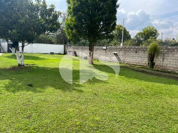 CASA EN VENTA CON AMPLIO TERRENO SECTOR DEAN BAJO