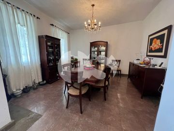 CASA EN VENTA CON AMPLIO TERRENO SECTOR DEAN BAJO