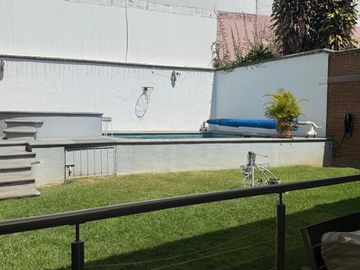 A espaldas de la Avenida San Diego