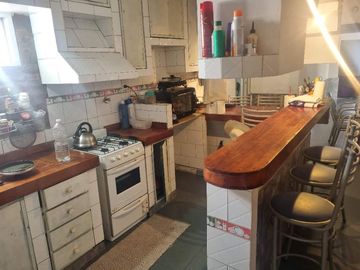 Chalet PH en venta en Barrio Luna