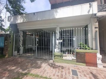 Chalet PH en venta en Barrio Luna