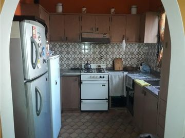 3 Ph De 3 Ambientes + Local - Nueva Pompeya - Se Vende En Block
