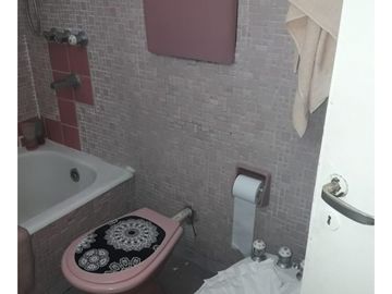 3 Ph De 3 Ambientes + Local - Nueva Pompeya - Se Vende En Block