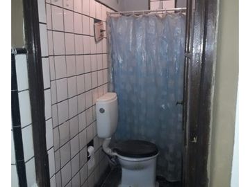 3 Ph De 3 Ambientes + Local - Nueva Pompeya - Se Vende En Block