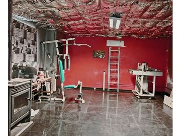 Galpon En Villa Ortuzar - Ubicación Estratégica - Zona Audiovisual / Depositos, Mixta