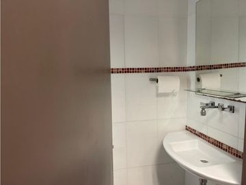 Galpon En Villa Ortuzar - Ubicación Estratégica - Zona Audiovisual / Depositos, Mixta