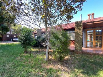 Casa en Venta en Santa Adriana con Autopista ruta78