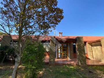 Casa en Venta en Santa Adriana con Autopista ruta78