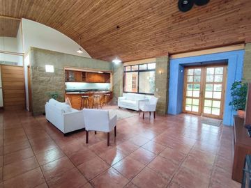 Casa en Venta en Santa Adriana con Autopista ruta78