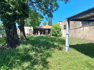 VENTA NAVE INDUSTRIAL MERLO OFIC SALIDA A 3 CALLES