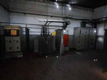 VENTA NAVE INDUSTRIAL MERLO OFIC SALIDA A 3 CALLES