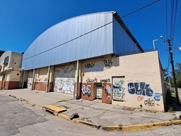 VENTA NAVE INDUSTRIAL MERLO OFIC SALIDA A 3 CALLES