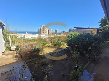 Se Vende Casa en Recreo vista Bahía de Valparaíso