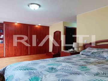 Departamento Remodelado de 3 habitaciones en Venta en la Mariscal