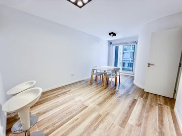 Departamento un dormitorio con balcón- Centro