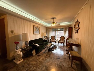 Departamento semipiso cuatro ambientes a la venta en Avellaneda Centro