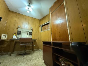 Departamento semipiso cuatro ambientes a la venta en Avellaneda Centro
