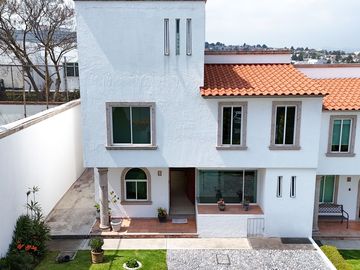 Casa en Condominio en Lomas de Memetla