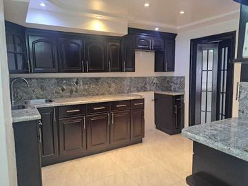 Casa en Venta Recién REMODELADA, Colinas de California