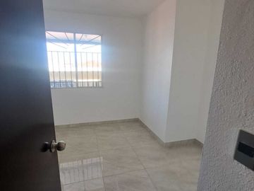Casa en Venta Recién REMODELADA, Colinas de California