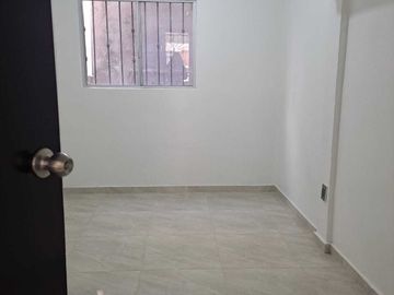 Casa en Venta Recién REMODELADA, Colinas de California